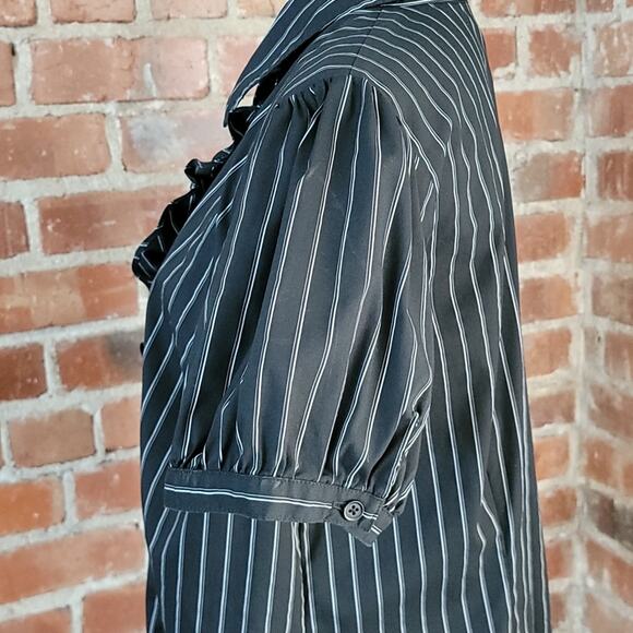 Lane Bryant ruffled button up short sleeve dress shirt 14/16 - Picture 6 of 7